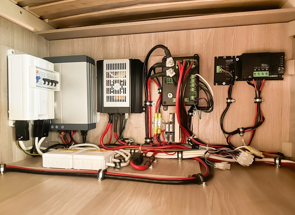 How Does Cable Length Affect the Performance of a 12V Fridge?